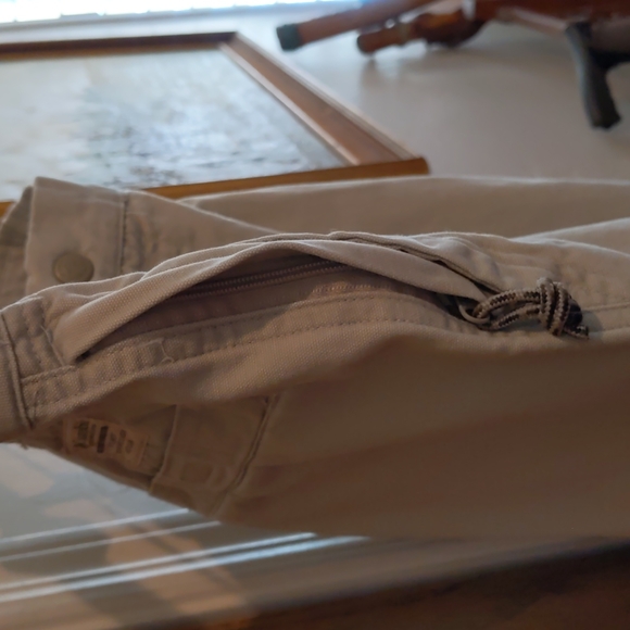 Columbia, size 8 regular activewear pants - Picture 5 of 11